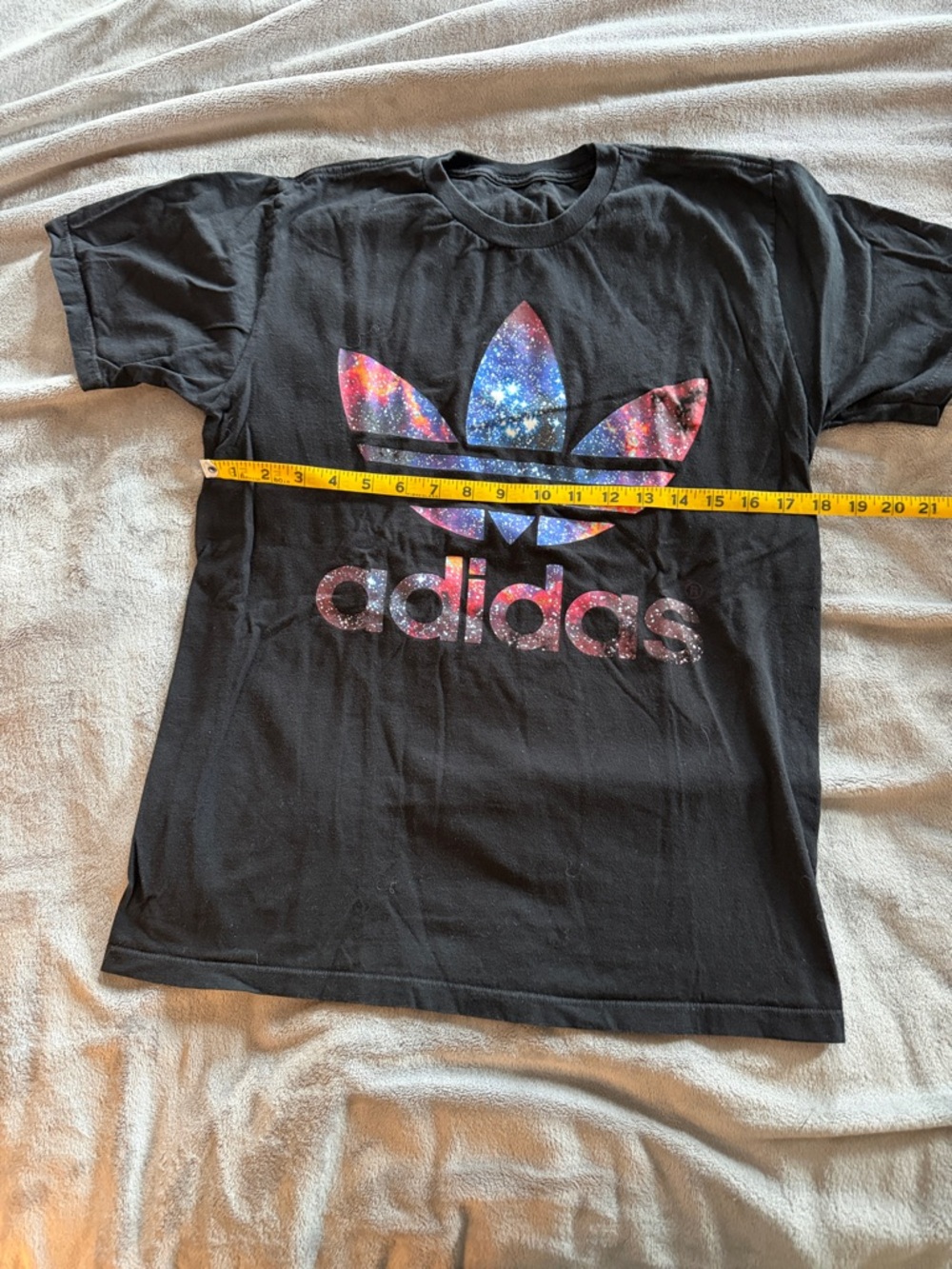 Adidas Size Medium 100% cotton black t shirt